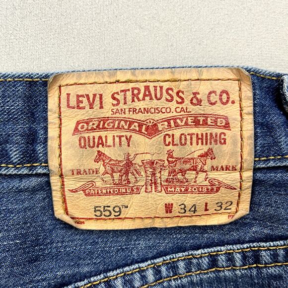 Levis 559 Jeans Mens 34x32 Blue Denim Relaxed Fit Straight Leg Dark Stone Wash - Picture 3 of 13